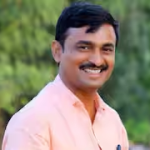 मस्साजोग सरपंच संतोष देशमुख यांच्या हत्येला एक वर्ष, बंधू धाय मोकलून रडला तर जरांगेंचा थेट इशारा