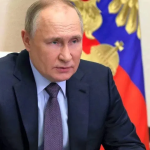 मित्र मदतीला धावला, युद्ध सुरू असतानाच रशियाची भारताला सर्वात मोठी ऑफर, पुतिन यांनी घेतला मोठा निर्णय, आता चिंता मिटली