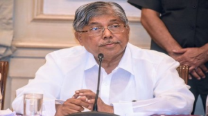 खरात प्रकरणात मंत्री चंद्रकांत पाटलांवर गंभीर आरोप, थेट राजीनाम्याची मागणी, राजकारणात खळबळ