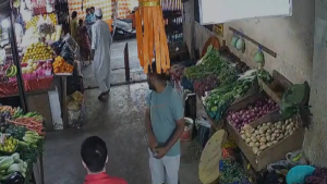 ठाणे हादरलं, वर्गणीच्या वादातून डायरेक्ट एकाच्या डोक्यात चॉपरने वार