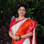 राष्ट्रवादीच्या नेत्या रुपाली चाकणकर यांना राजकारणात बसणार अजून एक मोठा धक्का