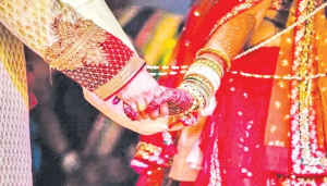 असं एक गाव जिथे महिलांसोबत करता येत 15 दिवसांसाठी लग्न, घटस्फोट, पोटगीची झंझट नाही, वर्षभरात कितीही लग्न करा