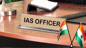  महाराष्ट्राच्या प्रशासनात ‘बदली’ वारे; आणखी ११ आयएएस अधिकाऱ्यांच्या अचानक बदल्या, कुणाची कुठे पोस्टिंग?